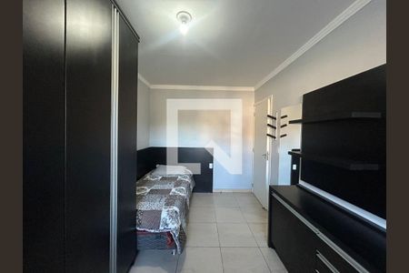 Quarto 2 de casa à venda com 4 quartos, 170m² em Harmonia, Canoas