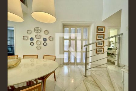Apartamento à venda com 2 quartos, 170m² em Carmo, Belo Horizonte