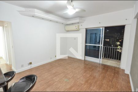 Sala de apartamento à venda com 2 quartos, 50m² em Tijuca, Rio de Janeiro