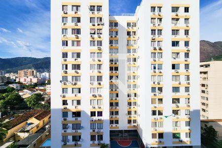 Vista de apartamento para alugar com 2 quartos, 82m² em Vila Isabel, Rio de Janeiro