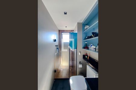 Banheiro da Suíte de apartamento para alugar com 2 quartos, 55m² em Vila Anastácio, São Paulo