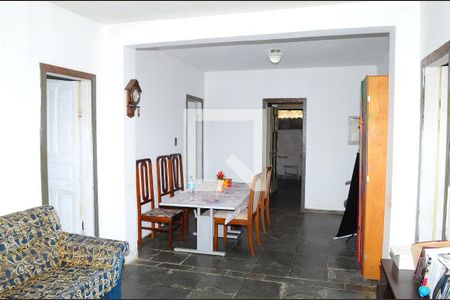 Sala de casa à venda com 2 quartos, 450m² em Pousada Santo Antonio, Belo Horizonte