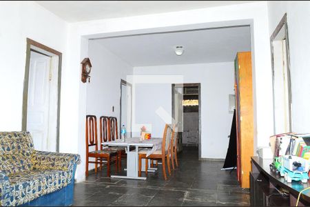 Sala de casa à venda com 2 quartos, 450m² em Pousada Santo Antonio, Belo Horizonte