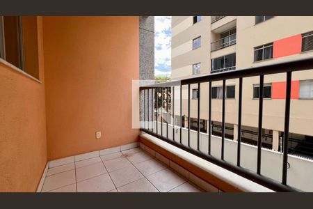 Apartamento à venda com 3 quartos, 70m² em Padre Eustáquio, Belo Horizonte