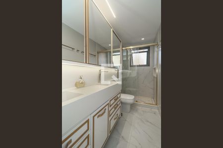Banheiro da Suíte de apartamento à venda com 3 quartos, 159m² em Auxiliadora, Porto Alegre