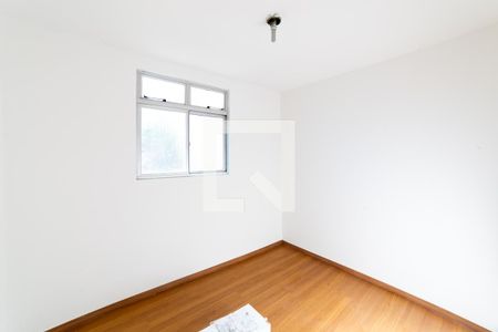 Quarto 1 de apartamento para alugar com 3 quartos, 65m² em Floresta, Belo Horizonte