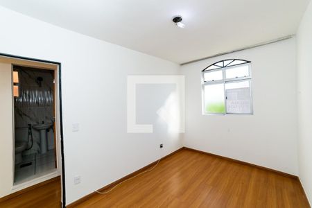Quarto 2 de apartamento para alugar com 3 quartos, 65m² em Floresta, Belo Horizonte