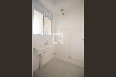 Sala/Cozinha de apartamento para alugar com 1 quarto, 58m² em Rio do Ouro , São Gonçalo