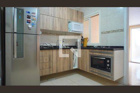 Cozinha  de casa à venda com 2 quartos, 105m² em Jardim Dona Leopoldina, Porto Alegre
