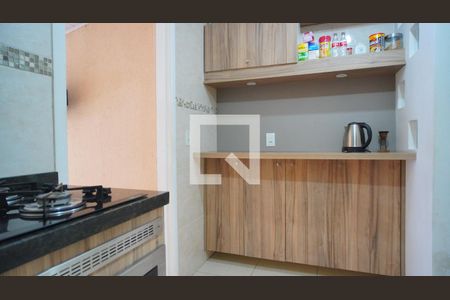 Cozinha  de casa à venda com 2 quartos, 105m² em Jardim Dona Leopoldina, Porto Alegre