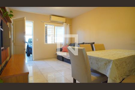 Sala  de casa à venda com 2 quartos, 105m² em Jardim Dona Leopoldina, Porto Alegre