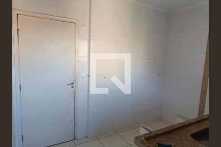 Suíte de apartamento para alugar com 2 quartos, 80m² em Canto do Forte, Praia Grande