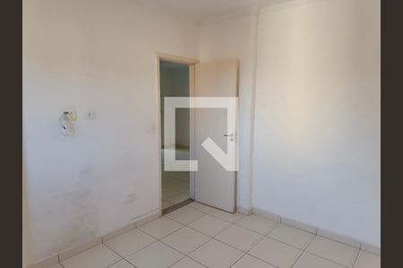 Suíte de apartamento para alugar com 2 quartos, 80m² em Canto do Forte, Praia Grande