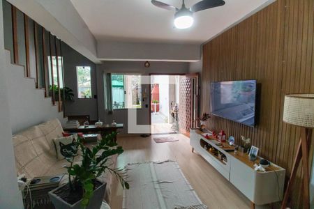 Sala de casa à venda com 3 quartos, 125m² em Itaipu, Niterói
