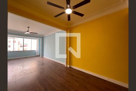 Sala  de apartamento para alugar com 3 quartos, 137m² em Copacabana, Rio de Janeiro