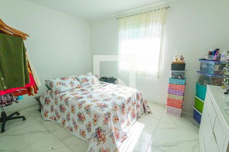quarto 1 de casa à venda com 4 quartos, 220m² em Santa Monica, Belo Horizonte