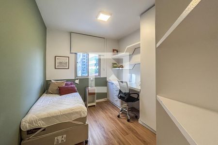 Quarto 1 de apartamento para alugar com 2 quartos, 80m² em Itaim Bibi, São Paulo