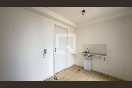 Sala e Cozinha de apartamento à venda com 2 quartos, 31m² em Vila Plana, São Paulo