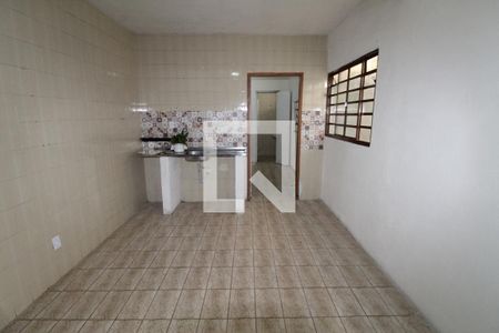 Sala / Cozinha de casa para alugar com 2 quartos, 60m² em Monte Castelo, São José dos Campos