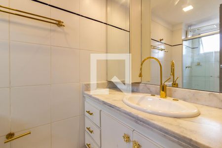 Banheiro da Suíte de apartamento à venda com 2 quartos, 157m² em Pinheiros, São Paulo