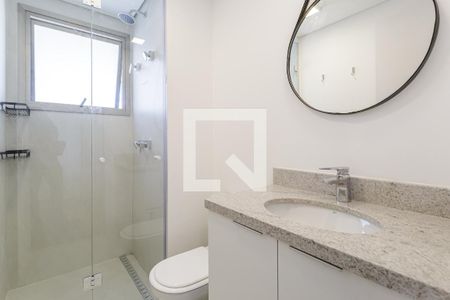 Banheiro de kitnet/studio à venda com 1 quarto, 28m² em Indianópolis, São Paulo