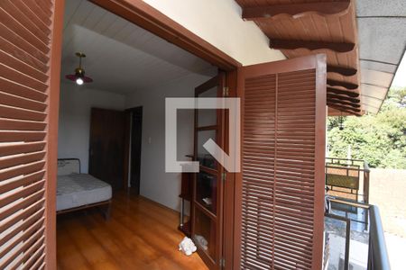 Casa à venda com 3 quartos, 242m² em Pilarzinho, Curitiba