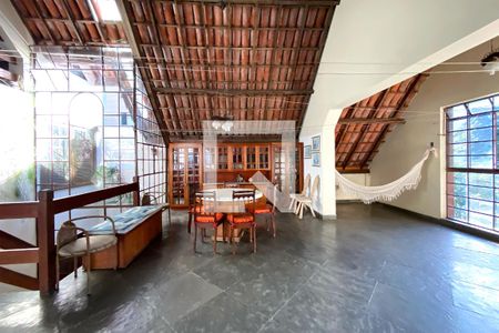 Sala de Estar de casa à venda com 5 quartos, 520m² em São Pedro, Belo Horizonte