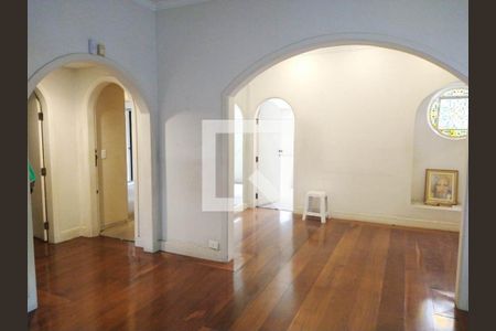 Casa para alugar com 2 quartos, 216m² em Liberdade, São Paulo