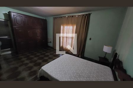Casa à venda com 3 quartos, 300m² em Brás de Pina, Rio de Janeiro
