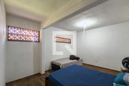 Quarto de casa de condomínio para alugar com 1 quarto, 50m² em Guilhermina, Praia Grande