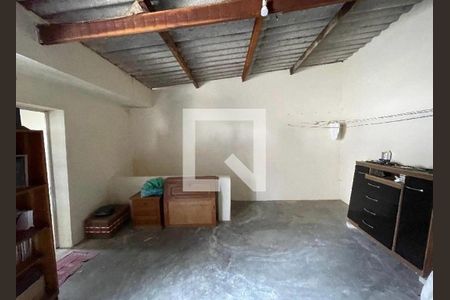 Casa para alugar com 3 quartos, 195m² em Rio Pequeno, São Paulo
