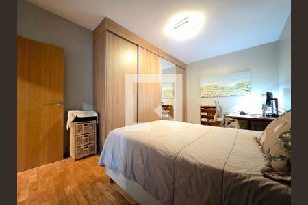 Quarto Suíte  de apartamento à venda com 3 quartos, 115m² em Carmo, Belo Horizonte