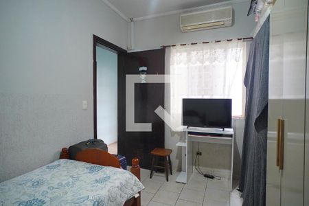 Quarto 1 de casa à venda com 3 quartos, 300m² em Sarandi, Porto Alegre