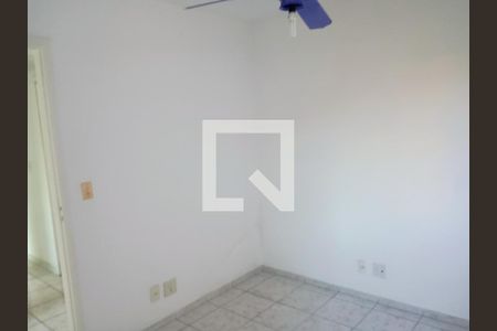 Quarto 1 de apartamento para alugar com 2 quartos, 61m² em Taquara, Rio de Janeiro