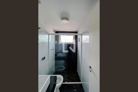Banheiro de apartamento para alugar com 1 quarto, 57m² em Alto da Mooca, São Paulo