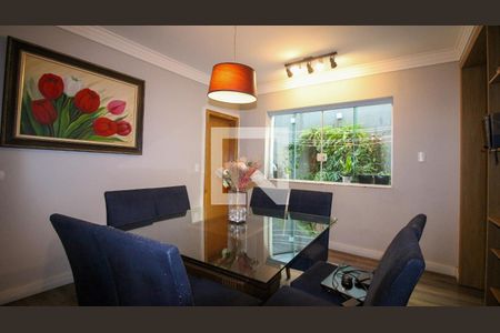 Casa para alugar com 3 quartos, 150m² em Vila Nova York, São Paulo