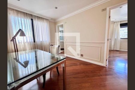 Apartamento à venda com 3 quartos, 156m² em Jardim Paulista, São Paulo