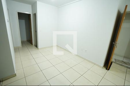 Apartamento para alugar com 2 quartos, 56m² em Parque Oeste Industrial, Goiânia