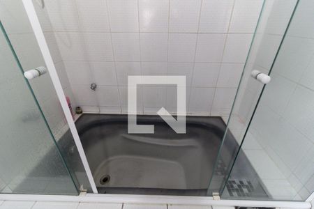 Banheiro da Suíte de casa para alugar com 1 quarto, 130m² em Vila Gumercindo, São Paulo