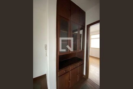 Apartamento à venda com 4 quartos, 180m² em Funcionários, Belo Horizonte