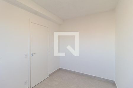 Quarto 1 de apartamento para alugar com 2 quartos, 42m² em Vila Sul Americana, Carapicuíba