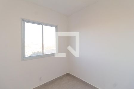 Quarto 2 de apartamento para alugar com 2 quartos, 42m² em Vila Sul Americana, Carapicuíba