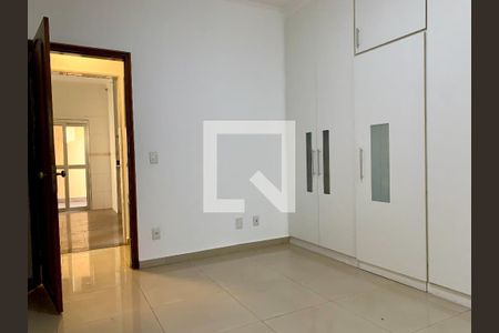 Casa para alugar com 4 quartos, 450m² em Alto da Lapa, São Paulo