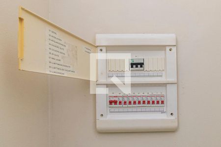 Hall da entrada de casa para alugar com 2 quartos, 70m² em Irajá, Rio de Janeiro
