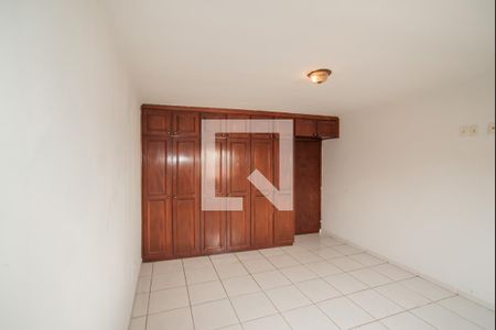 Quarto 1 de casa para alugar com 2 quartos, 97m² em Parque Imperial, São Paulo