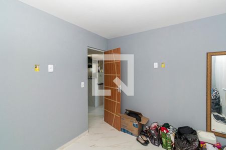 Quarto 1 de apartamento para alugar com 2 quartos, 55m² em Olaria, Rio de Janeiro