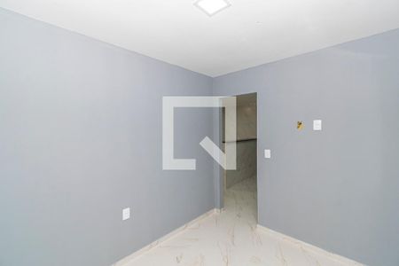 Quarto 1 de apartamento para alugar com 2 quartos, 55m² em Olaria, Rio de Janeiro