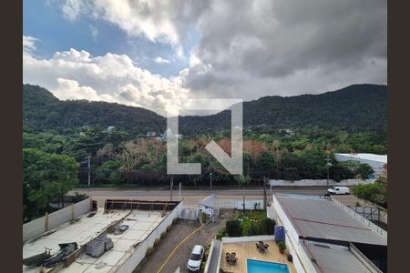 Apartamento para alugar com 2 quartos, 80m² em Vargem Pequena, Rio de Janeiro