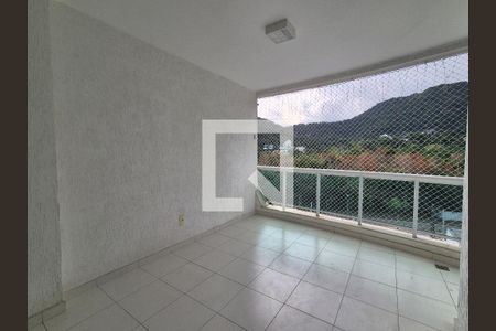 Apartamento para alugar com 2 quartos, 80m² em Vargem Pequena, Rio de Janeiro