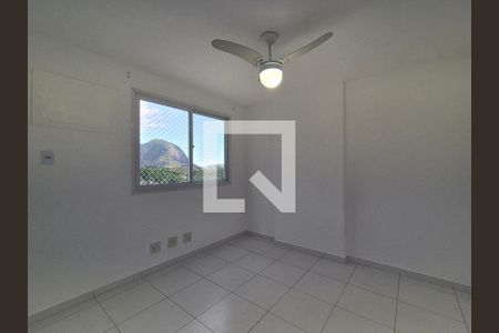 Apartamento para alugar com 2 quartos, 80m² em Vargem Pequena, Rio de Janeiro